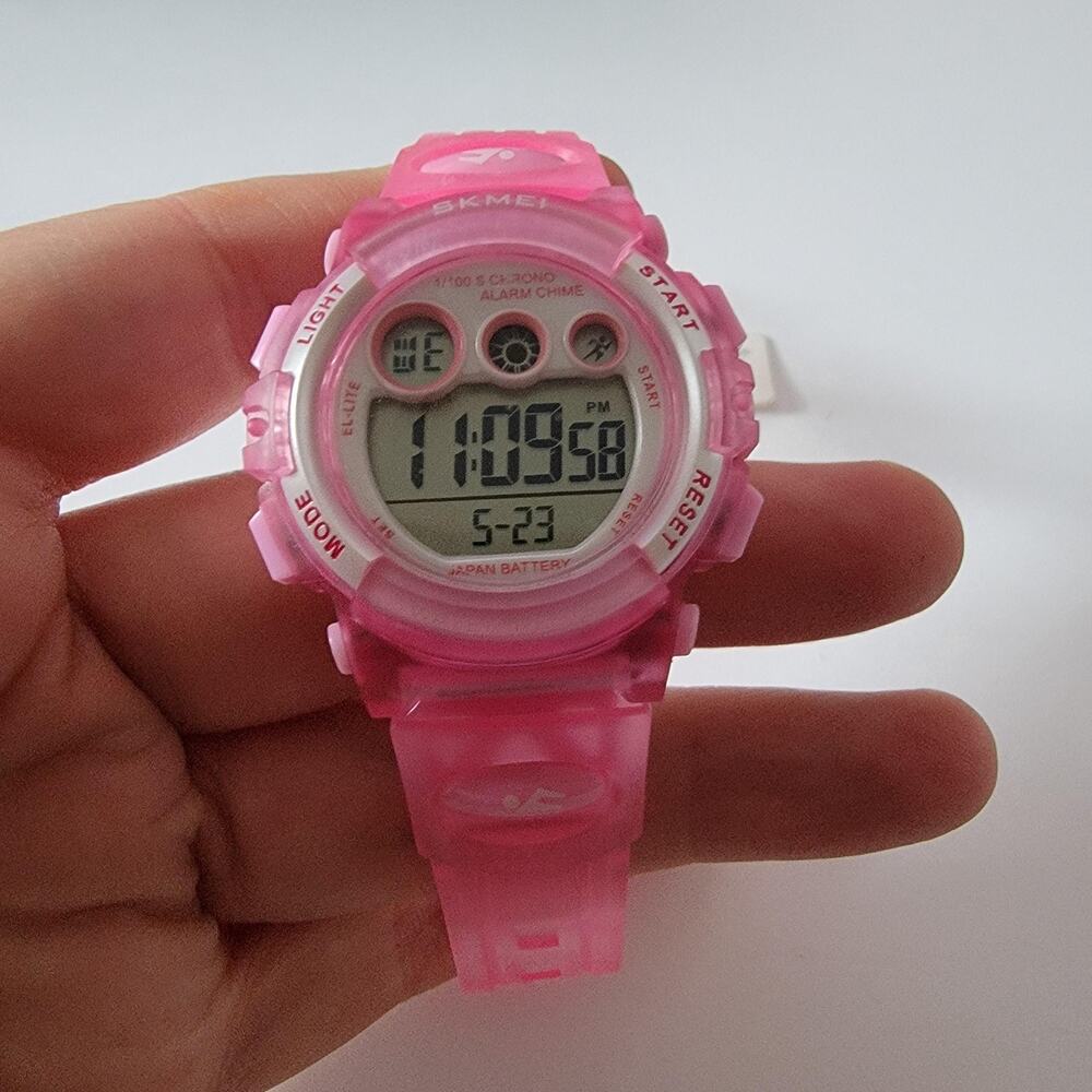 Pink SKMEI Digital Watch Girls Alarm Chronograph Quartz 5ATM Water Resistant